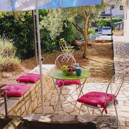 Veruda Porat 公寓 普拉